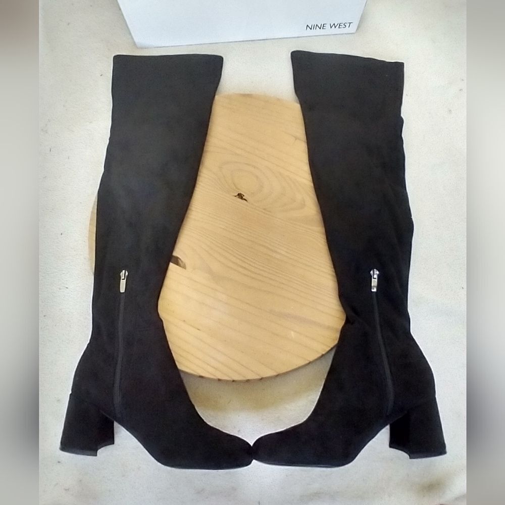NIB Nine West Yanie Knee High Block Heeled Boots Size 8